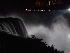 American Falls at night. We almost didn't walk down to the Falls at night because Tru had already fallen asleep but I wasn't going to let this opportunity pass me by. I carried him down there in the Moby Wrap and I am so glad we got to see the beauty of the Falls at night.